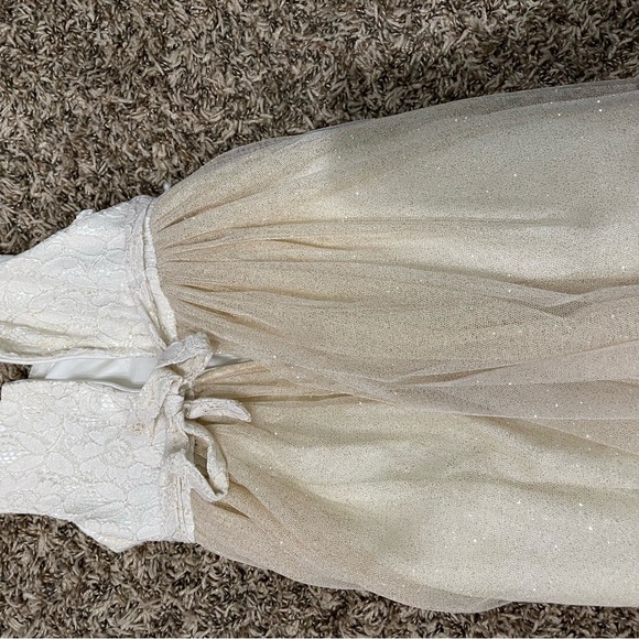 Youngland Girls tulle and gold dress size 3t - Picture 9 of 11